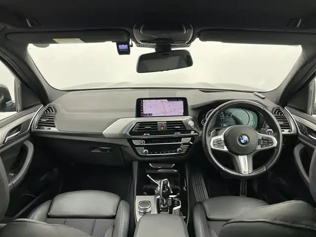 ＢＭＷ Ｘ３ xDrive20d Mスポーツ 富山県 2019(令1)年 3.1万km 黒 純正ナビ（AM/FM/CD/DVD/USB/BT）/フルセグTV/アラウンドビューモニター/アダプティブクルーズコントロール/インテリジェントセーフティ/レーンキープアシスト/オートハイビーム/コーナーセンサー前後/ヘッドアップディスプレイ/電動リアゲート/LEDヘッドライト/置くだけ充電/ドライブレコーダー/パドルシフト/ハーフレザーシート/前席シートヒーター/前席パワーシート/純正19インチAW/スマートキー×２/プッシュスタート