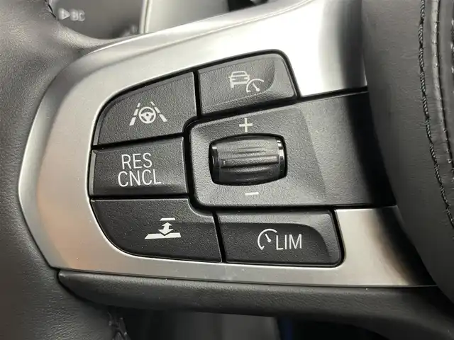 ＢＭＷ Ｘ３ xDrive20d Mスポーツ 富山県 2019(令1)年 3.1万km 黒 純正ナビ（AM/FM/CD/DVD/USB/BT）/フルセグTV/アラウンドビューモニター/アダプティブクルーズコントロール/インテリジェントセーフティ/レーンキープアシスト/オートハイビーム/コーナーセンサー前後/ヘッドアップディスプレイ/電動リアゲート/LEDヘッドライト/置くだけ充電/ドライブレコーダー/パドルシフト/ハーフレザーシート/前席シートヒーター/前席パワーシート/純正19インチAW/スマートキー×２/プッシュスタート