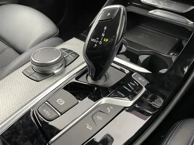 ＢＭＷ Ｘ３ xDrive20d Mスポーツ 富山県 2019(令1)年 3.1万km 黒 純正ナビ（AM/FM/CD/DVD/USB/BT）/フルセグTV/アラウンドビューモニター/アダプティブクルーズコントロール/インテリジェントセーフティ/レーンキープアシスト/オートハイビーム/コーナーセンサー前後/ヘッドアップディスプレイ/電動リアゲート/LEDヘッドライト/置くだけ充電/ドライブレコーダー/パドルシフト/ハーフレザーシート/前席シートヒーター/前席パワーシート/純正19インチAW/スマートキー×２/プッシュスタート