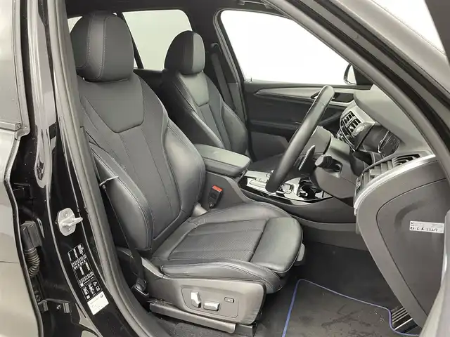 ＢＭＷ Ｘ３ xDrive20d Mスポーツ 富山県 2019(令1)年 3.1万km 黒 純正ナビ（AM/FM/CD/DVD/USB/BT）/フルセグTV/アラウンドビューモニター/アダプティブクルーズコントロール/インテリジェントセーフティ/レーンキープアシスト/オートハイビーム/コーナーセンサー前後/ヘッドアップディスプレイ/電動リアゲート/LEDヘッドライト/置くだけ充電/ドライブレコーダー/パドルシフト/ハーフレザーシート/前席シートヒーター/前席パワーシート/純正19インチAW/スマートキー×２/プッシュスタート