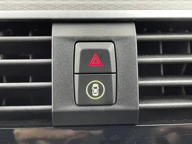 ＢＭＷ Ｘ３ xDrive20d Mスポーツ 富山県 2019(令1)年 3.1万km 黒 純正ナビ（AM/FM/CD/DVD/USB/BT）/フルセグTV/アラウンドビューモニター/アダプティブクルーズコントロール/インテリジェントセーフティ/レーンキープアシスト/オートハイビーム/コーナーセンサー前後/ヘッドアップディスプレイ/電動リアゲート/LEDヘッドライト/置くだけ充電/ドライブレコーダー/パドルシフト/ハーフレザーシート/前席シートヒーター/前席パワーシート/純正19インチAW/スマートキー×２/プッシュスタート