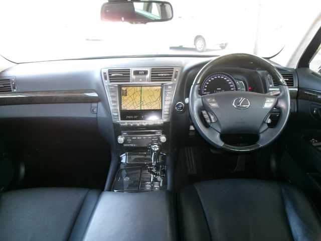 レクサス ＬＳ 600h Iパッケージ 群馬県 2010(平22)年 8.8万km ブラック ワンオーナー/ムーンルーフ/HDDナビ/フルセグテレビ/バックカメラ/クルーズコントロール/ステアリングヒーター/AC100V電源