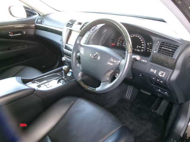 レクサス ＬＳ 600h Iパッケージ 群馬県 2010(平22)年 8.8万km ブラック ワンオーナー/ムーンルーフ/HDDナビ/フルセグテレビ/バックカメラ/クルーズコントロール/ステアリングヒーター/AC100V電源