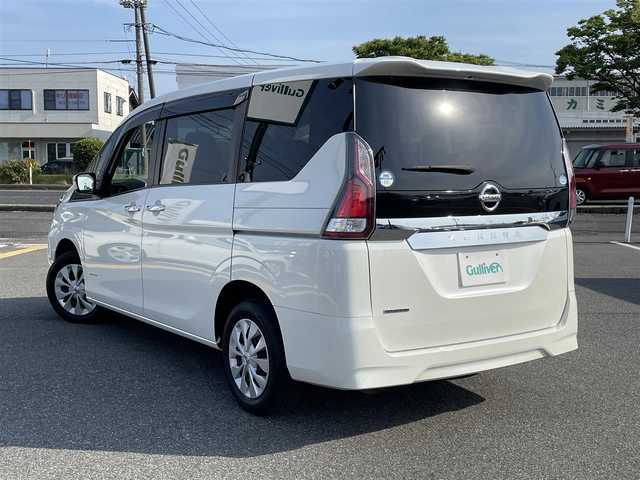 日産 セレナ B 鳥取県 2021(令3)年 2.3万km ブリリアントホワイトパール 4WD/純正ナビ/フルセグ/CD/BT/ビルトインETC/クルーズコントロール/プッシュエンジンスタート/アイドリングストップ/フロアマット/ドアバイザー