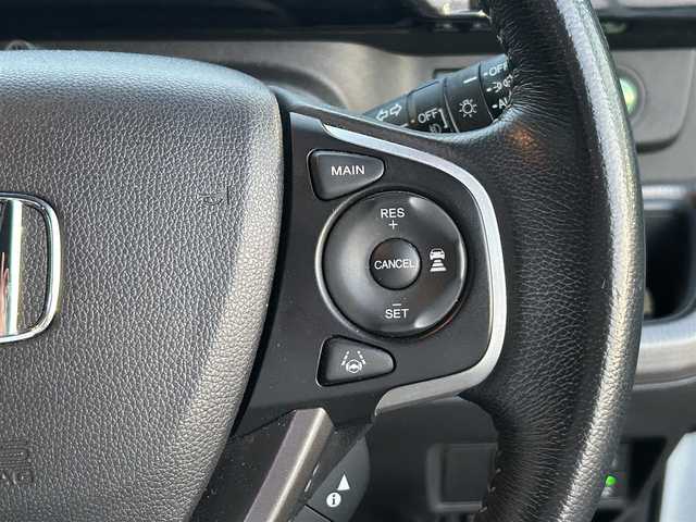 ホンダ ステップワゴン スパーダ 愛知県 2016(平28)年 8.4万km ホワイトオーキッドパール 純正ナビ/（FM/AM/CD/DVD/SD/BT)/フルセグTV/バックカメラ/ドライブレコーダー/ETC/両側パワースライドドア/純正16インチAW/LEDヘッドライト/フォグランプ/スマートキー/スペアキー/ステアリングスィッチ/ドアバイザー/フロアマット