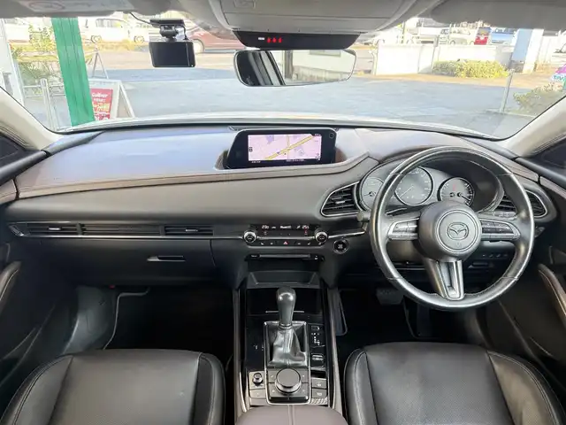マツダ ＣＸ－３０ 20S Lパッケージ 愛知県 2020(令2)年 3.5万km スノーフレイクホワイトパールマイカ /禁煙//メーカーナビ//フルセグ//CD/DVD/SD/BT/HDMI/USB/AM/FM//AppleCarPlay/AndroidAuto//360°カメラ//黒革シート//シートヒーター//パワーシート//ドライブレコーダー//ビルトインETC//LEDオートライト//オートリトラウィンカーミラー//革巻きステアリング//ステアリングスイッチ//ステアリングヒーター//パドルシフト//パワーバックドア//スマートブレーキサポート//レーンキープアシストシステム//ディスタンス＆スピードアラート//前後側方接近車両検知//車線逸脱警報//ブラインドスポットモニタリング//ドライバーモニタリング//パーキングセンサー//アイドリングストップ//ヘッドアップディスプレイ//電子パーキング//オートホールド//純正18AW//スマートキー//プッシュスタート//純正フロアマット//純正ドアバイザー//保証書//取扱説明書//ナビ取説//スペアキー