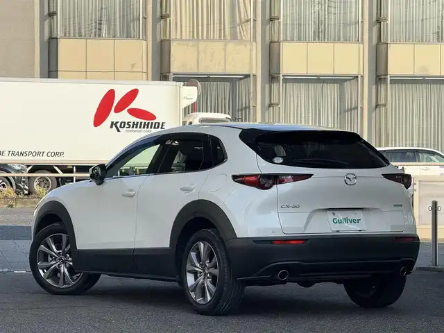 マツダ ＣＸ－３０ 20S Lパッケージ 愛知県 2020(令2)年 3.5万km スノーフレイクホワイトパールマイカ /禁煙//メーカーナビ//フルセグ//CD/DVD/SD/BT/HDMI/USB/AM/FM//AppleCarPlay/AndroidAuto//360°カメラ//黒革シート//シートヒーター//パワーシート//ドライブレコーダー//ビルトインETC//LEDオートライト//オートリトラウィンカーミラー//革巻きステアリング//ステアリングスイッチ//ステアリングヒーター//パドルシフト//パワーバックドア//スマートブレーキサポート//レーンキープアシストシステム//ディスタンス＆スピードアラート//前後側方接近車両検知//車線逸脱警報//ブラインドスポットモニタリング//ドライバーモニタリング//パーキングセンサー//アイドリングストップ//ヘッドアップディスプレイ//電子パーキング//オートホールド//純正18AW//スマートキー//プッシュスタート//純正フロアマット//純正ドアバイザー//保証書//取扱説明書//ナビ取説//スペアキー