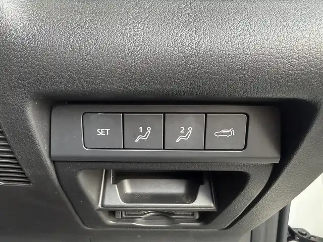マツダ ＣＸ－３０ 20S Lパッケージ 愛知県 2020(令2)年 3.5万km スノーフレイクホワイトパールマイカ /禁煙//メーカーナビ//フルセグ//CD/DVD/SD/BT/HDMI/USB/AM/FM//AppleCarPlay/AndroidAuto//360°カメラ//黒革シート//シートヒーター//パワーシート//ドライブレコーダー//ビルトインETC//LEDオートライト//オートリトラウィンカーミラー//革巻きステアリング//ステアリングスイッチ//ステアリングヒーター//パドルシフト//パワーバックドア//スマートブレーキサポート//レーンキープアシストシステム//ディスタンス＆スピードアラート//前後側方接近車両検知//車線逸脱警報//ブラインドスポットモニタリング//ドライバーモニタリング//パーキングセンサー//アイドリングストップ//ヘッドアップディスプレイ//電子パーキング//オートホールド//純正18AW//スマートキー//プッシュスタート//純正フロアマット//純正ドアバイザー//保証書//取扱説明書//ナビ取説//スペアキー