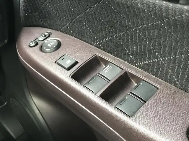 ホンダ Ｎ ＯＮＥ プレミアム ツアラー 鳥取県 2013(平25)年 5.5万km プレミアムブルームーンパール ターボ車/純正ナビ／ワンセグ／ＤＶＤ／ＣＤ／ＢＴ/ＥＴＣ/キセノンライト/ＬＥＤポジションリング/プッシュスタート/アイドリングストップ/純正アルミホイール/フォグライト/ウィンカーミラー/オートライト/フロアマット/ドアバイザー