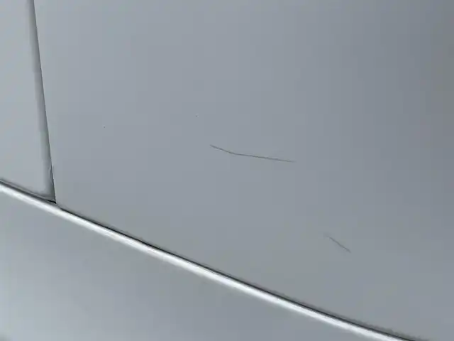 日産 セレナ ハイウェイスター V 岡山県 2020(令2)年 8.2万km ブリリアントホワイトパール 登録時走行距離81468km/純正10インチナビ/フルセグTV(AM.FM.CD.DVD.TV.BT)/純正フリップダウンモニター/両側パワースライドドア/アラウンドビューモニター/ETC/ブラインドスポットモニター/前後ドライブレコーダー/クリアランスソナー/衝突軽減ブレーキ/横滑り防止装置/クルーズコントロール/レーンキープアシスト/オートライト/アイドリングストップ/16インチ純正AW/純正フロアマット