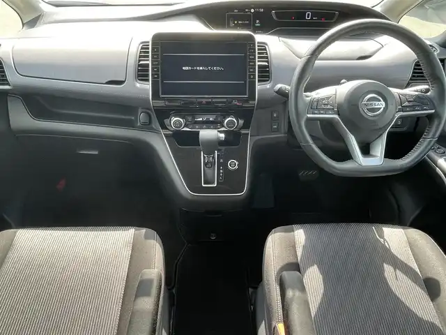日産 セレナ ハイウェイスター V 岡山県 2020(令2)年 8.2万km ブリリアントホワイトパール 登録時走行距離81468km/純正10インチナビ/フルセグTV(AM.FM.CD.DVD.TV.BT)/純正フリップダウンモニター/両側パワースライドドア/アラウンドビューモニター/ETC/ブラインドスポットモニター/前後ドライブレコーダー/クリアランスソナー/衝突軽減ブレーキ/横滑り防止装置/クルーズコントロール/レーンキープアシスト/オートライト/アイドリングストップ/16インチ純正AW/純正フロアマット