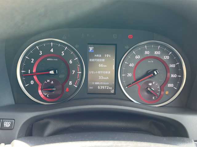 トヨタ アルファード S Cパッケージ 岐阜県 2020(令2)年 6.4万km ホワイトパールクリスタルシャイン 登録時走行距離63971km/サンルーフ/純正ナビ/フルセグテレビ/バックモニター/Blue tooth・USB入力端子/ビルトインETC/両側パワースライドドア/トヨタセーフティセンス/コーナーセンサー前後/クルーズコントロール/ドライブレコーダー前後/ＬＥＤヘッドライト/オートマチックハイビーム/オートライト/純正18アルミホイール/レーンキープアシスト/レザーシート/3列シート/パワーシート前席/シートヒーター前席/エアシート前席/オットマン/電動リアゲート/純正フロアマット/プッシュスタート/スマートキー/スペアキー1本/アイドリングストップ/ステアリングヒーター/100V充電/禁煙車