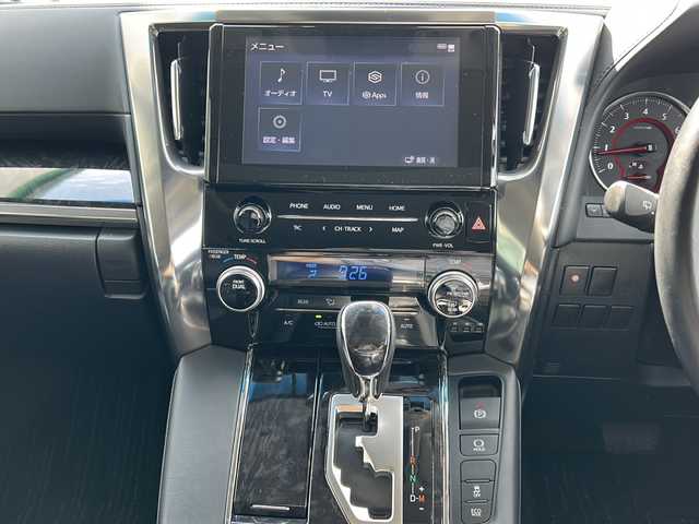 トヨタ アルファード S Cパッケージ 岐阜県 2020(令2)年 6.4万km ホワイトパールクリスタルシャイン 登録時走行距離63971km/サンルーフ/純正ナビ/フルセグテレビ/バックモニター/Blue tooth・USB入力端子/ビルトインETC/両側パワースライドドア/トヨタセーフティセンス/コーナーセンサー前後/クルーズコントロール/ドライブレコーダー前後/ＬＥＤヘッドライト/オートマチックハイビーム/オートライト/純正18アルミホイール/レーンキープアシスト/レザーシート/3列シート/パワーシート前席/シートヒーター前席/エアシート前席/オットマン/電動リアゲート/純正フロアマット/プッシュスタート/スマートキー/スペアキー1本/アイドリングストップ/ステアリングヒーター/100V充電/禁煙車