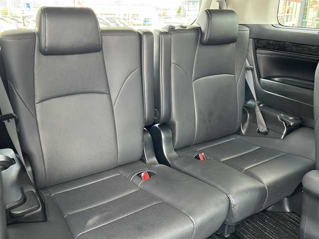 トヨタ アルファード S Cパッケージ 岐阜県 2020(令2)年 6.4万km ホワイトパールクリスタルシャイン 登録時走行距離63971km/サンルーフ/純正ナビ/フルセグテレビ/バックモニター/Blue tooth・USB入力端子/ビルトインETC/両側パワースライドドア/トヨタセーフティセンス/コーナーセンサー前後/クルーズコントロール/ドライブレコーダー前後/ＬＥＤヘッドライト/オートマチックハイビーム/オートライト/純正18アルミホイール/レーンキープアシスト/レザーシート/3列シート/パワーシート前席/シートヒーター前席/エアシート前席/オットマン/電動リアゲート/純正フロアマット/プッシュスタート/スマートキー/スペアキー1本/アイドリングストップ/ステアリングヒーター/100V充電/禁煙車