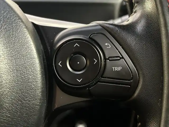 トヨタ アクア G GRスポーツ 17インチPKG 愛知県 2018(平30)年 7万km ブラックマイカ 純正SDナビ(FM/AM/CD/DVD/BT/フルセグ)/プリクラッシュセーフティー/レーンディーパーチャーアラート/先行車発進/バックカメラ/GRキャリパー/ハーフレザーシート/LEDヘッドライト/フォグランプ/純正AW17インチ/電動格納ミラー/純正フロアマット/ETC/プッシュスタート/スマートキー・スペアキー１本/ステアリングリモコン/ハンズフリー/ABS/取扱説明書・保証書