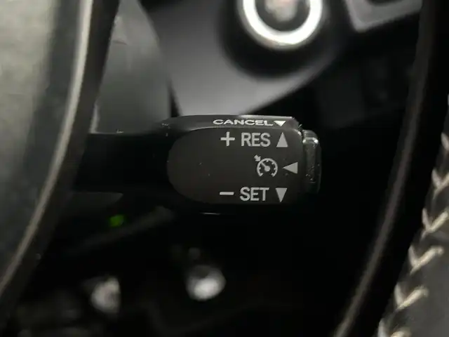 トヨタ アクア G GRスポーツ 17インチPKG 愛知県 2018(平30)年 7万km ブラックマイカ 純正SDナビ(FM/AM/CD/DVD/BT/フルセグ)/プリクラッシュセーフティー/レーンディーパーチャーアラート/先行車発進/バックカメラ/GRキャリパー/ハーフレザーシート/LEDヘッドライト/フォグランプ/純正AW17インチ/電動格納ミラー/純正フロアマット/ETC/プッシュスタート/スマートキー・スペアキー１本/ステアリングリモコン/ハンズフリー/ABS/取扱説明書・保証書