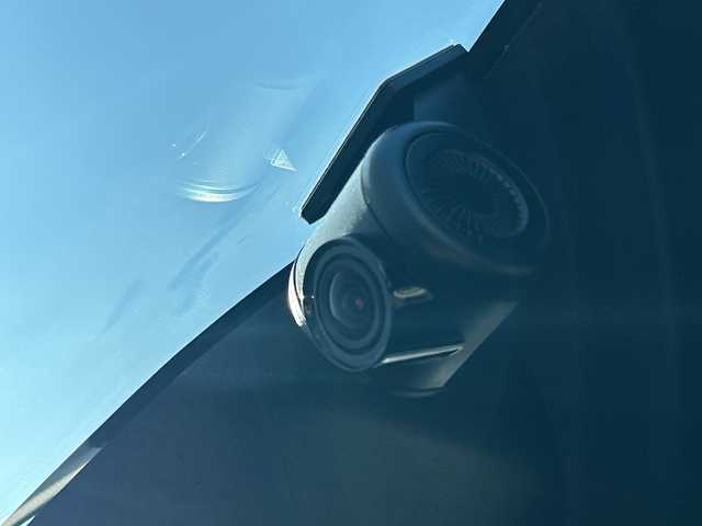 ダイハツ タント カスタム X 千葉県 2023(令5)年 0.9万km ブラックマイカメタリック ワンオーナー/スマートアシスト/・衝突回避支援ブレーキ機能/・衝突警報機能/・ブレーキ制御付誤発進抑制機能/・車線逸脱抑制制御機能/・車線逸脱警報機能/・路側逸脱警報機能/・ふらつき警報/・先行車発進お知らせ機能/・標識認識機能/・ADB（アダプティブドライビングビーム）/・サイドビューランプ/純正メモリナビ【NMZL-W73D】/フルセグTV/DVD/CD/Bluetooth/ステアリングスイッチ/アラウンドビューモニター/バックカメラ/ハーフレザーシート/・前席シートヒーター/アイドリングストップ/横滑り防止装置/電動格納ミラー/オートライト/LEDヘッドライト/LEDフォグ/純正14インチアルミホイール/取扱説明書/保証書