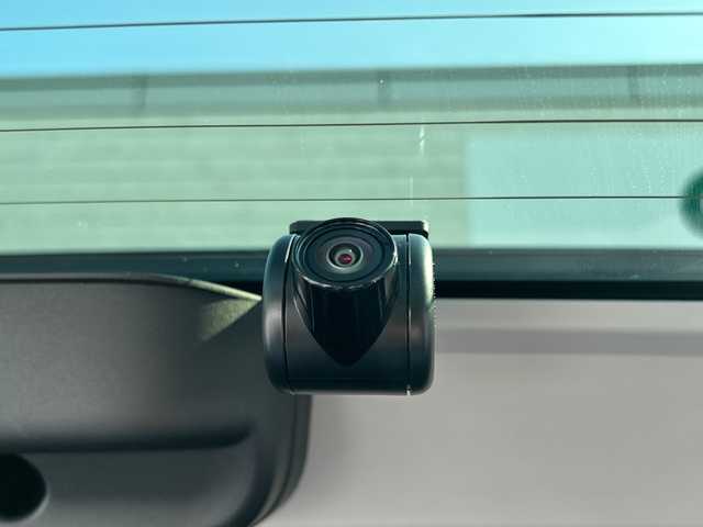 ダイハツ タント カスタム X 千葉県 2023(令5)年 0.9万km ブラックマイカメタリック ワンオーナー/スマートアシスト/・衝突回避支援ブレーキ機能/・衝突警報機能/・ブレーキ制御付誤発進抑制機能/・車線逸脱抑制制御機能/・車線逸脱警報機能/・路側逸脱警報機能/・ふらつき警報/・先行車発進お知らせ機能/・標識認識機能/・ADB（アダプティブドライビングビーム）/・サイドビューランプ/純正メモリナビ【NMZL-W73D】/フルセグTV/DVD/CD/Bluetooth/ステアリングスイッチ/アラウンドビューモニター/バックカメラ/ハーフレザーシート/・前席シートヒーター/アイドリングストップ/横滑り防止装置/電動格納ミラー/オートライト/LEDヘッドライト/LEDフォグ/純正14インチアルミホイール/取扱説明書/保証書