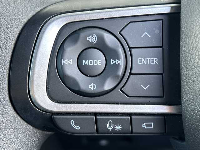 ダイハツ タント カスタム X 千葉県 2023(令5)年 0.9万km ブラックマイカメタリック ワンオーナー/スマートアシスト/・衝突回避支援ブレーキ機能/・衝突警報機能/・ブレーキ制御付誤発進抑制機能/・車線逸脱抑制制御機能/・車線逸脱警報機能/・路側逸脱警報機能/・ふらつき警報/・先行車発進お知らせ機能/・標識認識機能/・ADB（アダプティブドライビングビーム）/・サイドビューランプ/純正メモリナビ【NMZL-W73D】/フルセグTV/DVD/CD/Bluetooth/ステアリングスイッチ/アラウンドビューモニター/バックカメラ/ハーフレザーシート/・前席シートヒーター/アイドリングストップ/横滑り防止装置/電動格納ミラー/オートライト/LEDヘッドライト/LEDフォグ/純正14インチアルミホイール/取扱説明書/保証書