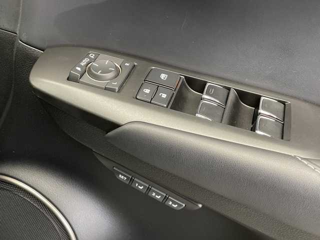 レクサス ＮＸ 300h バージョンL 長野県 2020(令2)年 5.4万km ソニックチタニウム ４WD/純正ナビ/BT／フルセグ／ラジオ／Miracast/置くだけ充電/ヘッドアップディスプレイ/ステアリングヒーター/エンジンスターター/リアフォグランプ/パドルシフト