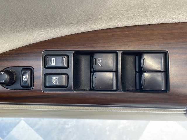 日産 ティアナ 250XL 岐阜県 2011(平23)年 9.6万km ホワイトパール 純正アルミホイール/オートエアコン/バックモニター/プッシュスタート/スマートキー/電動格納ミラー/前席パワーシート/助手席オットマン/オートライト/ヘッドライトレベライザー/ETC