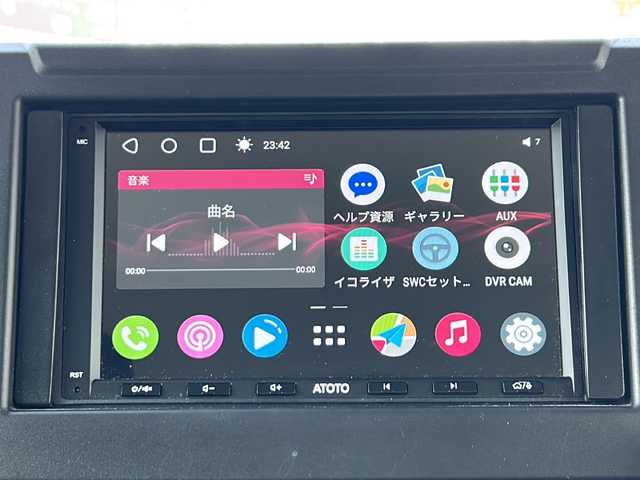 スズキ ジムニー XL 愛知県 2024(令6)年 2.2万km ミディアムグレー /禁煙ワンオーナー//4WD//ディスプレイオーディオ(ATOTO)BT/USB/YouTube//ミラー型前後ドライブレコーダー(JADO　T860-1)//ルーフキャリア(YAKIMA)//ヒッチカゴキャリア(CURT)//ETC//MTタイヤ(ヨコハマ　ジオランダー　185/85/R16)//シートヒーター//スペアスマートキー//LEDヘッドランプ//オートLEDヘッドライト//ヘッドライトレベライザー//フォグランプ//電動格納ミラー//アイドリングストップ//プリクラッシュ//横滑り防止装置//レーンキープアシスト//デフロック//ダウンヒルコントロール//トランスファーレバー//TPUフロアマット//TPUラゲージトレイ//ドリンクホルダー//LEDルームランプ//スペアタイヤカバー//取扱説明書