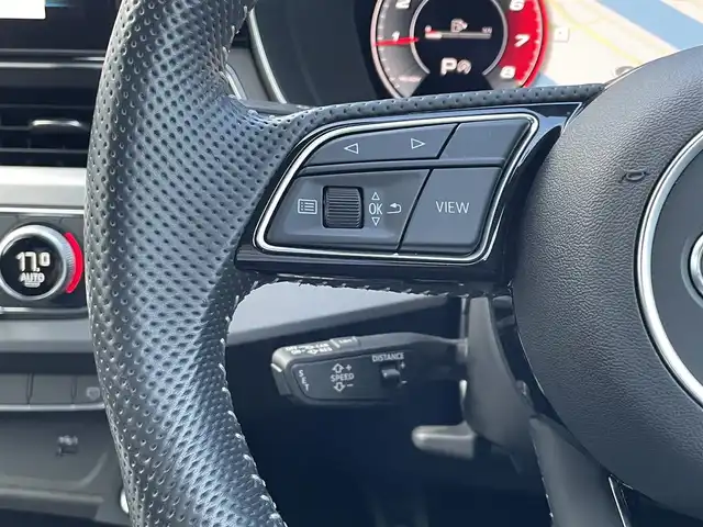 アウディ Ａ４ アバント 35TFSI Sライン 東京都 2021(令3)年 2.9万km パール 純正ナビ/360°カメラ/ACC/ETC2.0/ハーフレザーシート/シートヒーター/パークアシスト/純正18インチアルミホイール