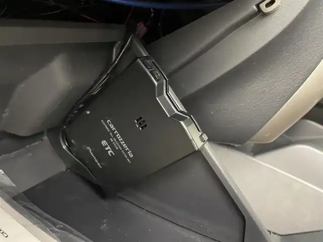 スズキ ジムニー ランドベンチャー 兵庫県 2018(平30)年 9万km クールカーキPM ４WD/社外メモリーナビ＆フルセグTV/（CD＆」DVD＆BT再生）/バックカメラ/ハーフレザーシート/シートヒーター/純正１６inアルミホイール/ドライブレコーダー/ETC/リモコンキー/Wエアバック/ABS