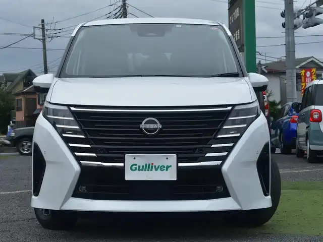 日産 セレナ ハイウェイスター V 神奈川県 2023(令5)年 1.7万km プリズムホワイト ワンオーナー/12.3インチ純正ナビ/フルセグテレビ/B/Tオーディオ/インテリジェントアラウンドビューモニター/ETC2.0/デジタルインナーミラー/プロパイロット/インテリジェントエアマージェンシーブレーキ他/ハンズフリー両側パワースライドドア/LEDヘッドライト/純正フロアマット/純正サイドバイザー/ロールサンシェード/インテリジェントキー/取扱説明書/保証書