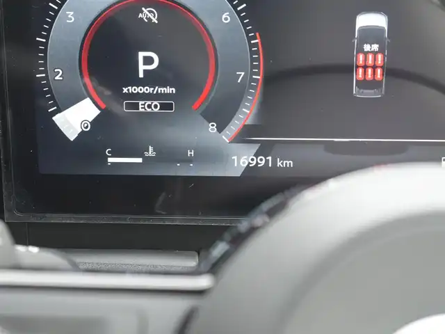 日産 セレナ ハイウェイスター V 神奈川県 2023(令5)年 1.7万km プリズムホワイト ワンオーナー/12.3インチ純正ナビ/フルセグテレビ/B/Tオーディオ/インテリジェントアラウンドビューモニター/ETC2.0/デジタルインナーミラー/プロパイロット/インテリジェントエアマージェンシーブレーキ他/ハンズフリー両側パワースライドドア/LEDヘッドライト/純正フロアマット/純正サイドバイザー/ロールサンシェード/インテリジェントキー/取扱説明書/保証書