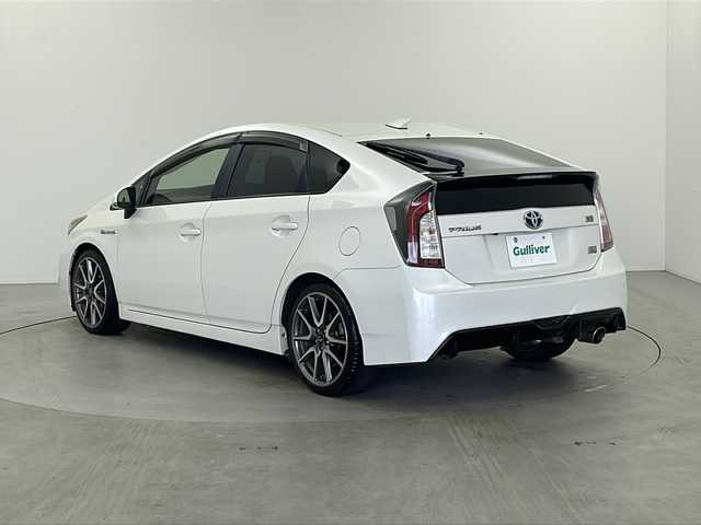 トヨタ プリウス S ツーリングセレ G’s 栃木県 2013(平25)年 9万km ホワイトパールクリスタルシャイン 社外ナビ/（BT/CD/DVD/AM/FM/フルセグ）/バックカメラ/ETC/ドライブレコーダー/電動格納ミラー/ステアリングスイッチ/純正アルミホイール/純正フロアマット/プッシュスタート/スマートキー