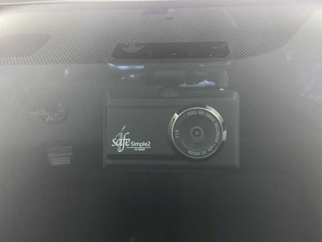 トヨタ プリウス S ツーリングセレ G’s 栃木県 2013(平25)年 9万km ホワイトパールクリスタルシャイン 社外ナビ/（BT/CD/DVD/AM/FM/フルセグ）/バックカメラ/ETC/ドライブレコーダー/電動格納ミラー/ステアリングスイッチ/純正アルミホイール/純正フロアマット/プッシュスタート/スマートキー