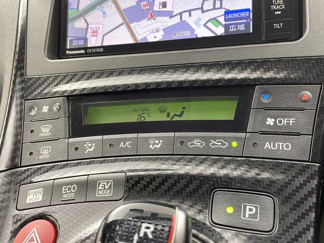 トヨタ プリウス S ツーリングセレ G’s 栃木県 2013(平25)年 9万km ホワイトパールクリスタルシャイン 社外ナビ/（BT/CD/DVD/AM/FM/フルセグ）/バックカメラ/ETC/ドライブレコーダー/電動格納ミラー/ステアリングスイッチ/純正アルミホイール/純正フロアマット/プッシュスタート/スマートキー