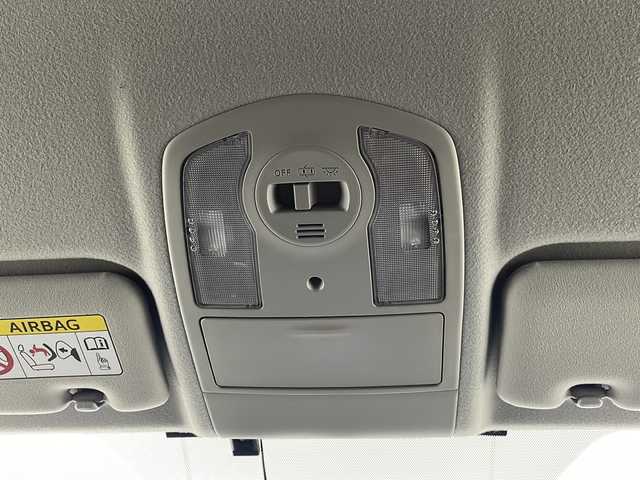 トヨタ プリウス S ツーリングセレ G’s 栃木県 2013(平25)年 9万km ホワイトパールクリスタルシャイン 社外ナビ/（BT/CD/DVD/AM/FM/フルセグ）/バックカメラ/ETC/ドライブレコーダー/電動格納ミラー/ステアリングスイッチ/純正アルミホイール/純正フロアマット/プッシュスタート/スマートキー