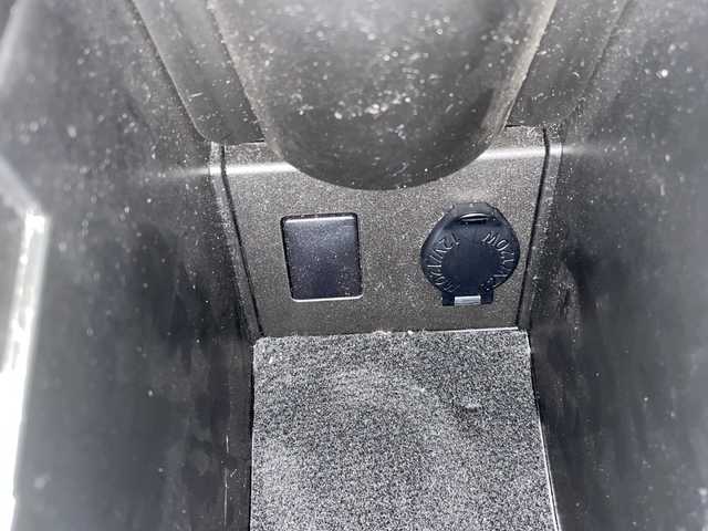 トヨタ プリウス S ツーリングセレ G’s 栃木県 2013(平25)年 9万km ホワイトパールクリスタルシャイン 社外ナビ/（BT/CD/DVD/AM/FM/フルセグ）/バックカメラ/ETC/ドライブレコーダー/電動格納ミラー/ステアリングスイッチ/純正アルミホイール/純正フロアマット/プッシュスタート/スマートキー