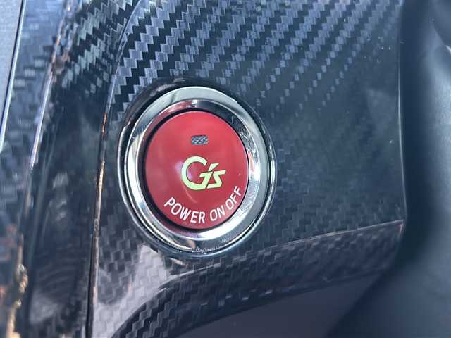 トヨタ プリウス S ツーリングセレ G’s 埼玉県 2013(平25)年 9.1万km ホワイトパールクリスタルシャイン (株)IDOMが運営する【じしゃロン熊谷店】の自社ローン専用車両になりますこちらは現金またはオートローンご利用時の価格です。自社ローンご希望の方は別途その旨お申付け下さい/社外SDナビ　CN-S310WD/　CD/DVD/DTV/Bluetooth/バックカメラ/ETC/前方ドライブレコーダー/ステアリングスイッチ/アルミペダル/純正18インチアルミホイール/純正フロアマット/プッシュスタート/スマートキー