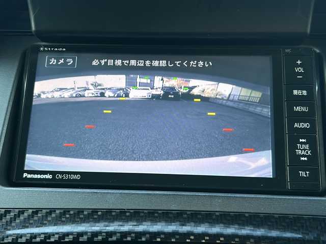 トヨタ プリウス S ツーリングセレ G’s 埼玉県 2013(平25)年 9.1万km ホワイトパールクリスタルシャイン (株)IDOMが運営する【じしゃロン熊谷店】の自社ローン専用車両になりますこちらは現金またはオートローンご利用時の価格です。自社ローンご希望の方は別途その旨お申付け下さい/社外SDナビ　CN-S310WD/　CD/DVD/DTV/Bluetooth/バックカメラ/ETC/前方ドライブレコーダー/ステアリングスイッチ/アルミペダル/純正18インチアルミホイール/純正フロアマット/プッシュスタート/スマートキー