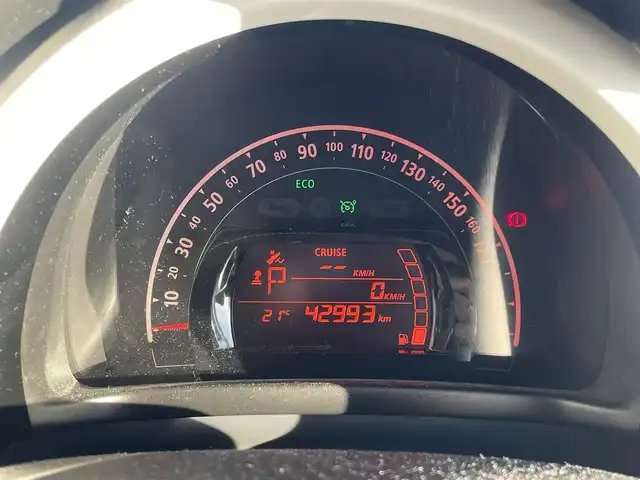 ルノー トゥインゴ EDC 栃木県 2019(令1)年 4.3万km 黄 ワンオーナー/後期モデル/純正ディスプレイオーディオ/（Bluetooth AppleCarPlay USB ）/オートライト/コーナーセンサー/クルーズコントロール/スペアキー