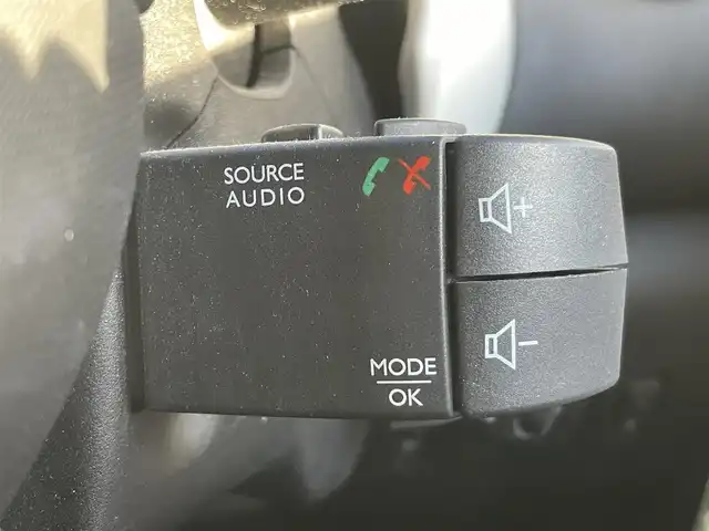 ルノー トゥインゴ EDC 栃木県 2019(令1)年 4.3万km 黄 ワンオーナー/後期モデル/純正ディスプレイオーディオ/（Bluetooth AppleCarPlay USB ）/オートライト/コーナーセンサー/クルーズコントロール/スペアキー