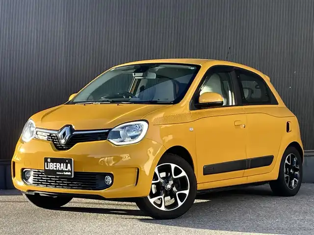 ルノー トゥインゴ EDC 栃木県 2019(令1)年 4.3万km 黄 ワンオーナー/後期モデル/純正ディスプレイオーディオ/（Bluetooth AppleCarPlay USB ）/オートライト/コーナーセンサー/クルーズコントロール/スペアキー