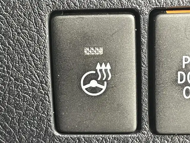 トヨタ アルファード S Cパッケージ 道央・札幌 2016(平28)年 6.8万km ホワイトパールクリスタルシャイン ・４WD/・アルパインナビ/　CD／DVD／Bluetooth／フルセグ/・バックカメラ/・アルパインフリップダウンモニター/・純正FSRガーニッシュ/・両側パワースライドドア/・純正ビルトインETC/・社外ドライブレコーダー（CSD-500FHR）/・クリアランスソナー/・横滑り防止装置/・アイドリングストップ/・電動パーキングブレーキ/・ブレーキホールド/・ステアリングヒーター/・電動リアゲート/・ハーフレザーシート/・パワーシート/・純正AW18インチ/・純正フロアマット/・LEDヘッドライト/・フォグライト/・スマートキー/・プッシュスタート