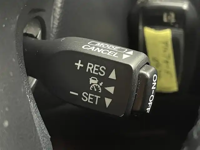 トヨタ アルファード S Cパッケージ 道央・札幌 2016(平28)年 6.8万km ホワイトパールクリスタルシャイン ・４WD/・アルパインナビ/　CD／DVD／Bluetooth／フルセグ/・バックカメラ/・アルパインフリップダウンモニター/・純正FSRガーニッシュ/・両側パワースライドドア/・純正ビルトインETC/・社外ドライブレコーダー（CSD-500FHR）/・クリアランスソナー/・横滑り防止装置/・アイドリングストップ/・電動パーキングブレーキ/・ブレーキホールド/・ステアリングヒーター/・電動リアゲート/・ハーフレザーシート/・パワーシート/・純正AW18インチ/・純正フロアマット/・LEDヘッドライト/・フォグライト/・スマートキー/・プッシュスタート