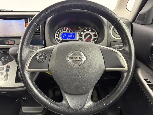 日産 デイズ ルークス ライダーHWS X Gパッケージ 愛知県 2014(平26)年 2.9万km ホワイトパール 純正ナビ/アラウンドビューモニター/ETC/両側パワースライドドア/ステアリングスイッチ/スマートキー/プッシュスタート/HIDヘッドライト/オートライト/電動格納ミラー/オートエアコン/純正15インチアルミホイール