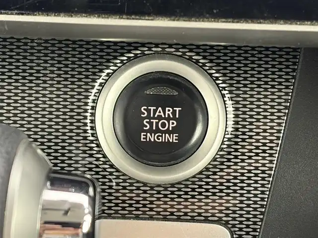 日産 デイズ ルークス ライダーHWS X Gパッケージ 愛知県 2014(平26)年 2.9万km ホワイトパール 純正ナビ/アラウンドビューモニター/ETC/両側パワースライドドア/ステアリングスイッチ/スマートキー/プッシュスタート/HIDヘッドライト/オートライト/電動格納ミラー/オートエアコン/純正15インチアルミホイール