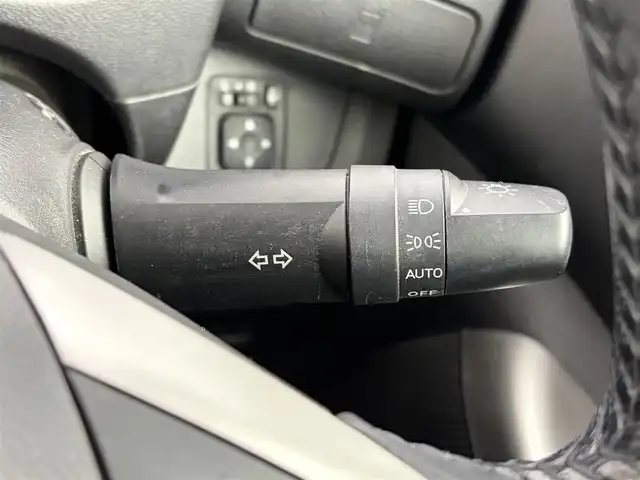 日産 デイズ ルークス ライダーHWS X Gパッケージ 愛知県 2014(平26)年 2.9万km ホワイトパール 純正ナビ/アラウンドビューモニター/ETC/両側パワースライドドア/ステアリングスイッチ/スマートキー/プッシュスタート/HIDヘッドライト/オートライト/電動格納ミラー/オートエアコン/純正15インチアルミホイール