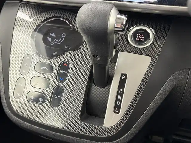 日産 デイズ ルークス ライダーHWS X Gパッケージ 愛知県 2014(平26)年 2.9万km ホワイトパール 純正ナビ/アラウンドビューモニター/ETC/両側パワースライドドア/ステアリングスイッチ/スマートキー/プッシュスタート/HIDヘッドライト/オートライト/電動格納ミラー/オートエアコン/純正15インチアルミホイール