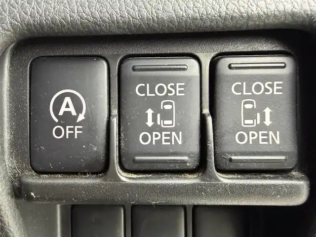 日産 デイズ ルークス ライダーHWS X Gパッケージ 愛知県 2014(平26)年 2.9万km ホワイトパール 純正ナビ/アラウンドビューモニター/ETC/両側パワースライドドア/ステアリングスイッチ/スマートキー/プッシュスタート/HIDヘッドライト/オートライト/電動格納ミラー/オートエアコン/純正15インチアルミホイール