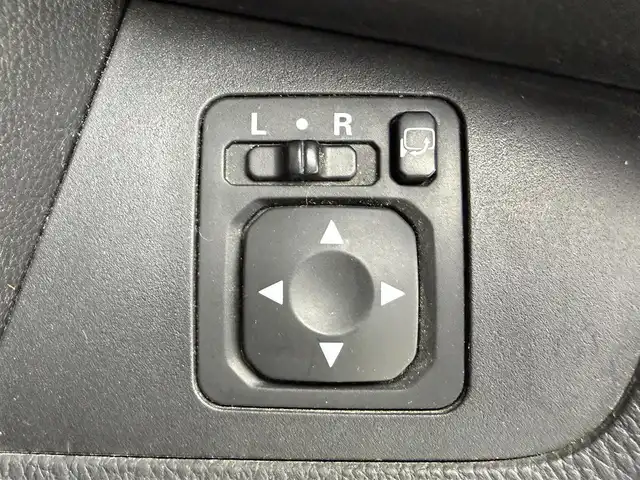 日産 デイズ ルークス ライダーHWS X Gパッケージ 愛知県 2014(平26)年 2.9万km ホワイトパール 純正ナビ/アラウンドビューモニター/ETC/両側パワースライドドア/ステアリングスイッチ/スマートキー/プッシュスタート/HIDヘッドライト/オートライト/電動格納ミラー/オートエアコン/純正15インチアルミホイール