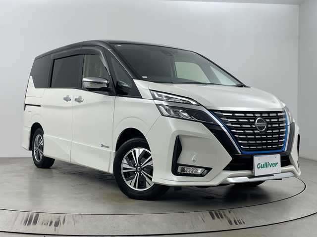 日産 セレナ e－パワー ハイウェイスター V 埼玉県 2021(令3)年 5.4万km ブリリアントホワイトパール 2トーン 純正ナビ/フルセグテレビ/全方位カメラ/ビルトインETC/前方ドライブレコーダー/ブラインドスポットモニター/プロパイロット/デジタルインナーミラー/両側パワースライドドア/衝突被害軽減ブレーキ/クリアランスソナー/オートハイビーム/オートLEDライト/電子パーキングシステム/ブレーキホールド/プッシュスタート/純正フロアマット/純正15インチアルミホイール