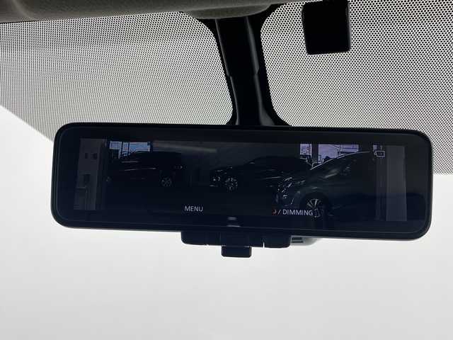 日産 セレナ e－パワー ハイウェイスター V 埼玉県 2021(令3)年 5.4万km ブリリアントホワイトパール 2トーン 純正ナビ/フルセグテレビ/全方位カメラ/ビルトインETC/前方ドライブレコーダー/ブラインドスポットモニター/プロパイロット/デジタルインナーミラー/両側パワースライドドア/衝突被害軽減ブレーキ/クリアランスソナー/オートハイビーム/オートLEDライト/電子パーキングシステム/ブレーキホールド/プッシュスタート/純正フロアマット/純正15インチアルミホイール